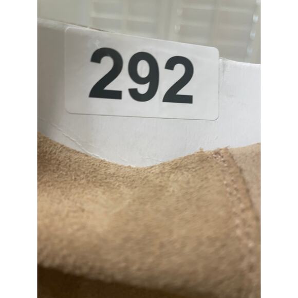 Born Women's Thea Boots Natural Dijon Suede Size 8 NWOB Comfy Long-lasting - Picture 12 of 12